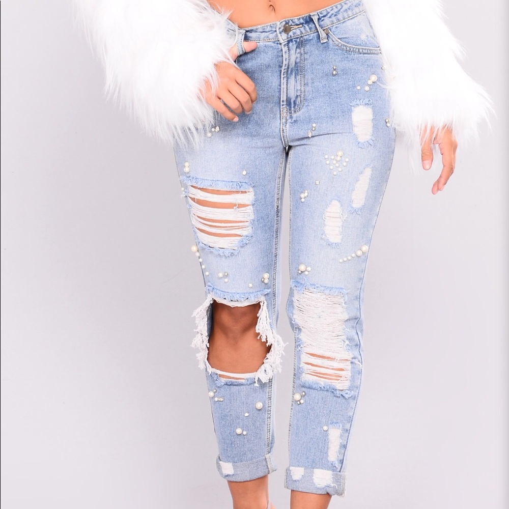 FashionNova boyfriend jeans 👖